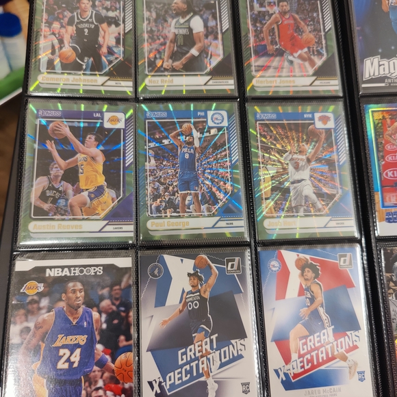Sports Card Collection - Picture 11 of 16